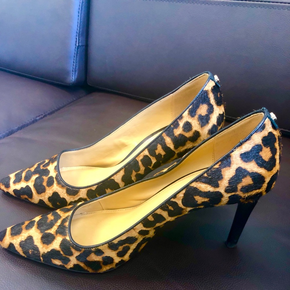 Michael Kors Dorothy Flex Leopard Pumps